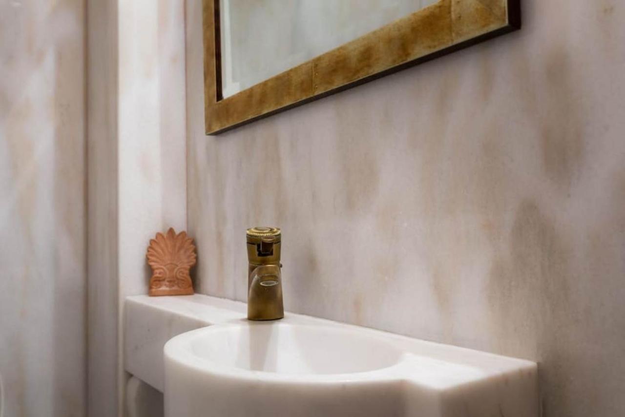 165 Sm Penthouse Maisonette Apartment Atenas Exterior foto